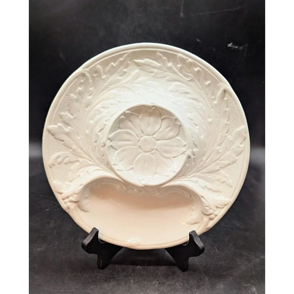 Set Of 4 P.V. France White Majolica Artichoke Plates Embossed Floral Design 9